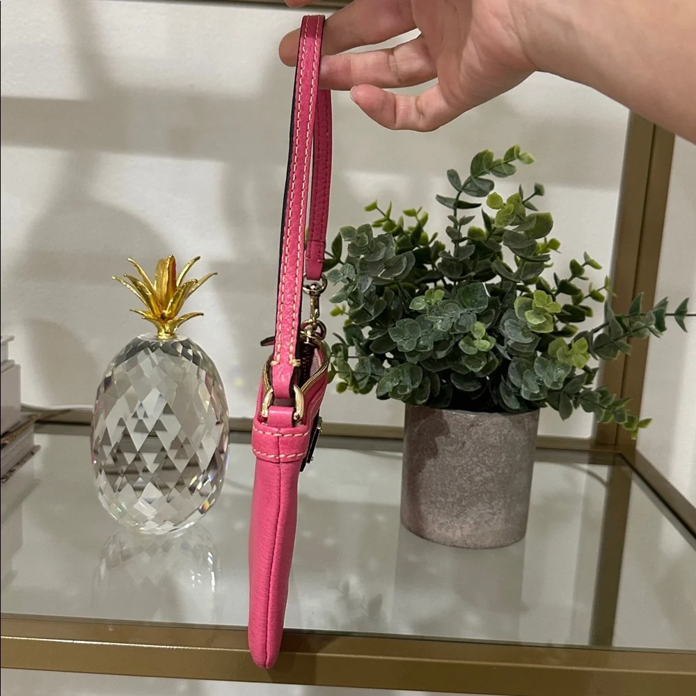 Dooney & Bourke Pebble Grain Tech Top Zip Wristlet - Picture 9 of 12